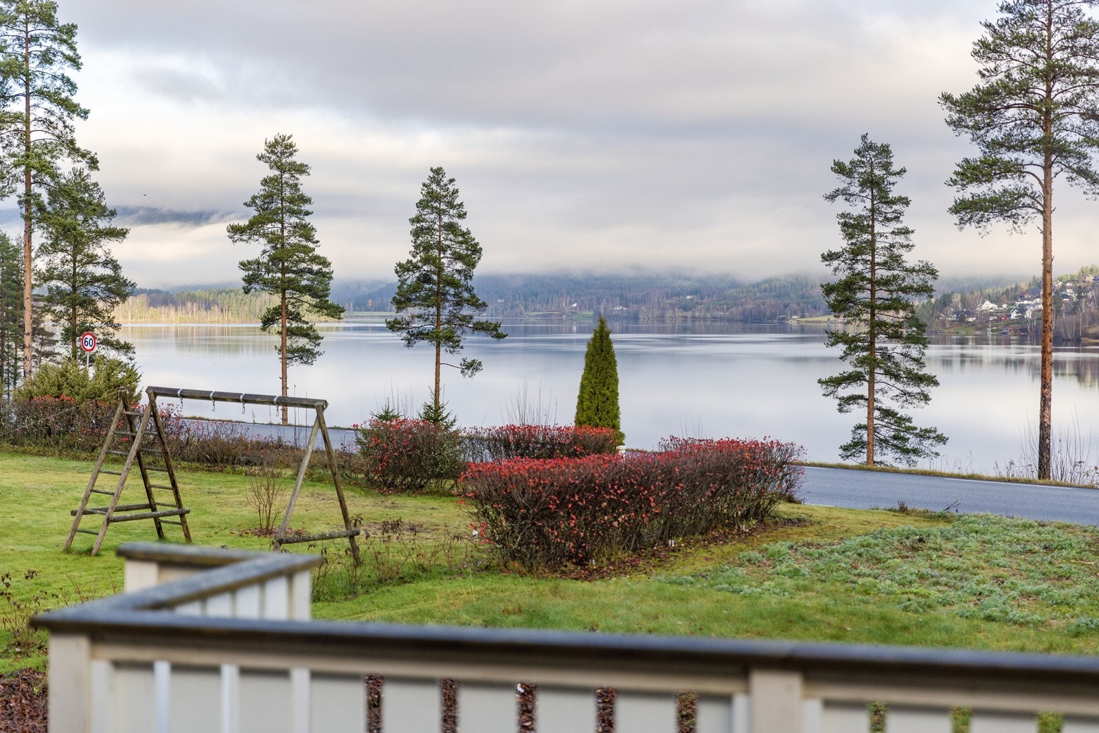 Flott utsikt fra terrassen! Galleribilde