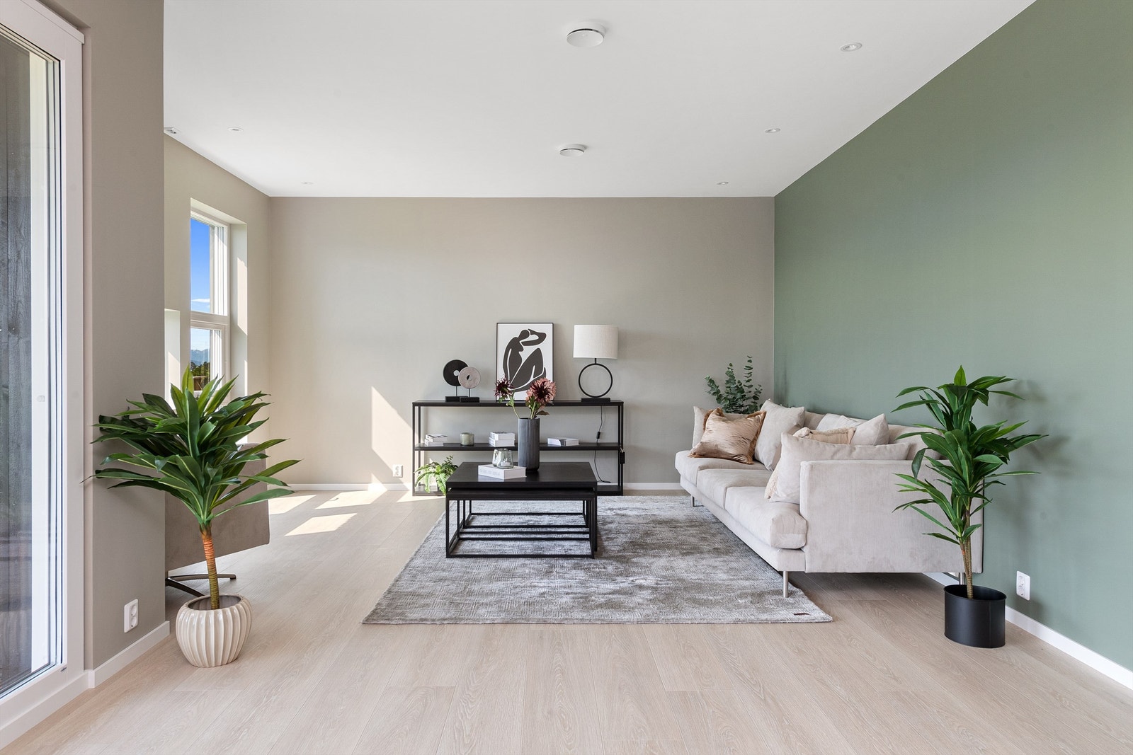 Moderne farge- og materialvalg. Galleribilde