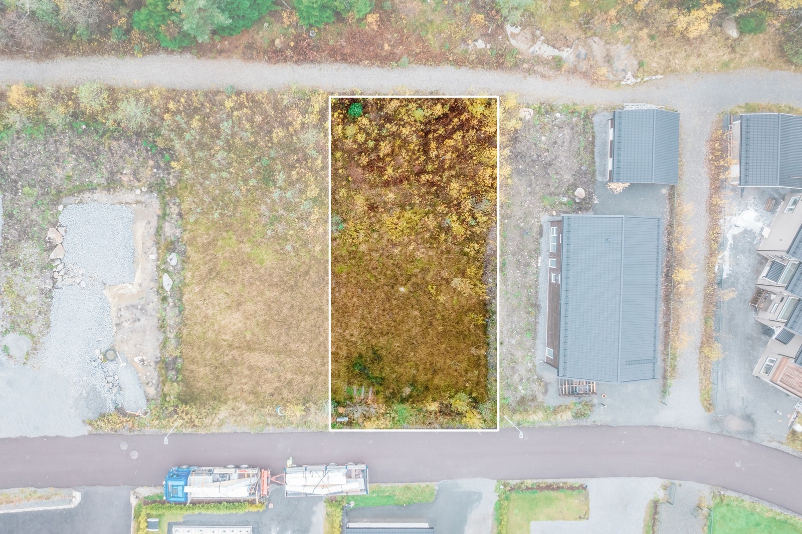 Tomten har utnyttelsesgrad på BYA = 40%. Galleribilde