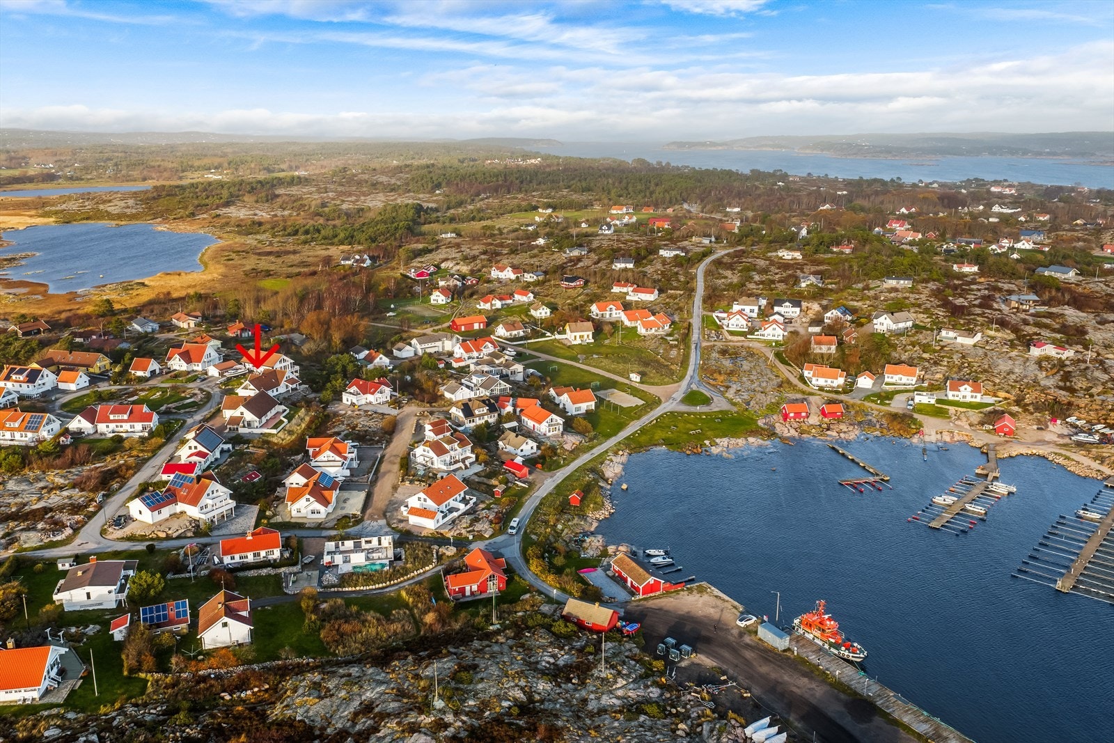 I området er det både boliger og hytter Galleribilde