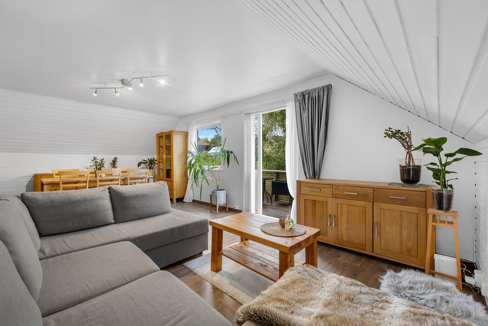 Leiligheten ligger i 2. etasje og har et bruksareal på 62 kvm. Galleribilde