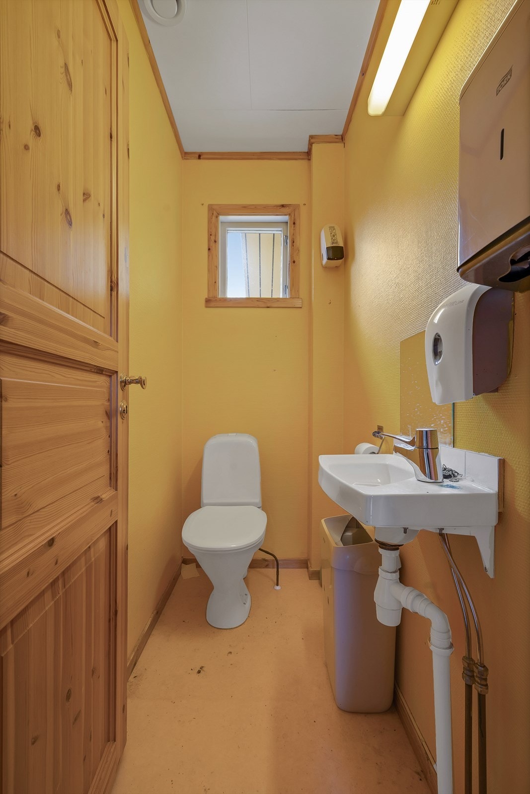 Toalettrom hovedetasje Galleribilde