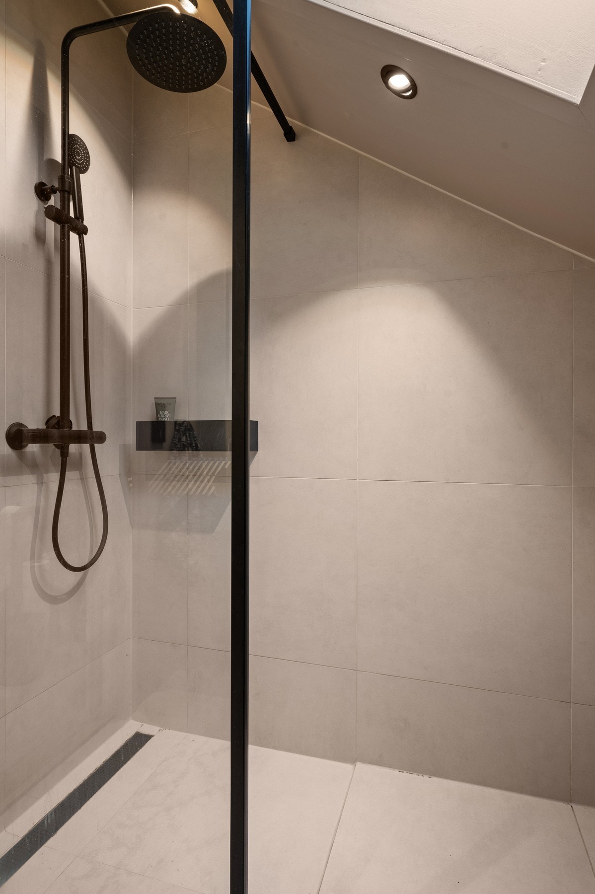 Baderommet er pusset opp av fagfolk Galleribilde