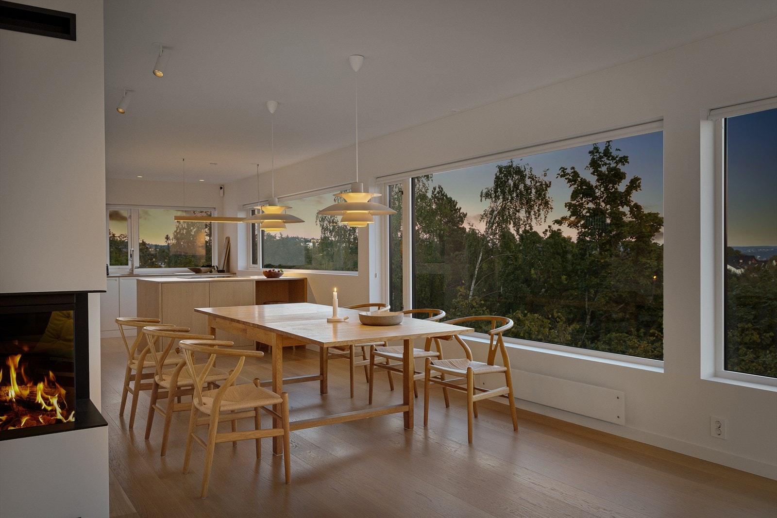 Boligen har en spennende, innholdsrik og familievennlig planløsning Galleribilde