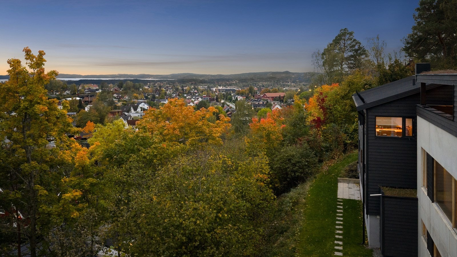 x-1.jpg Galleribilde