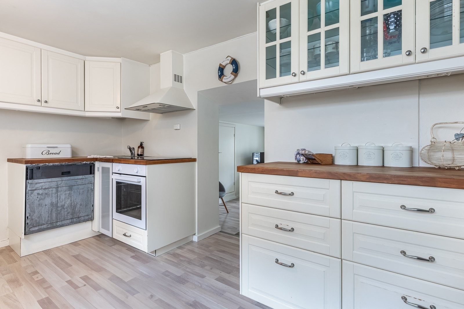 Kjøkken i underetasjen Galleribilde