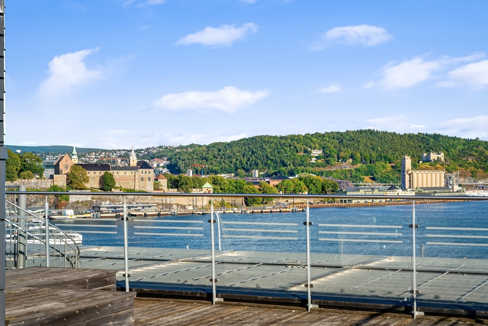 Et herlig sted å tilbringe tid i det varme sommerhalvåret Galleribilde