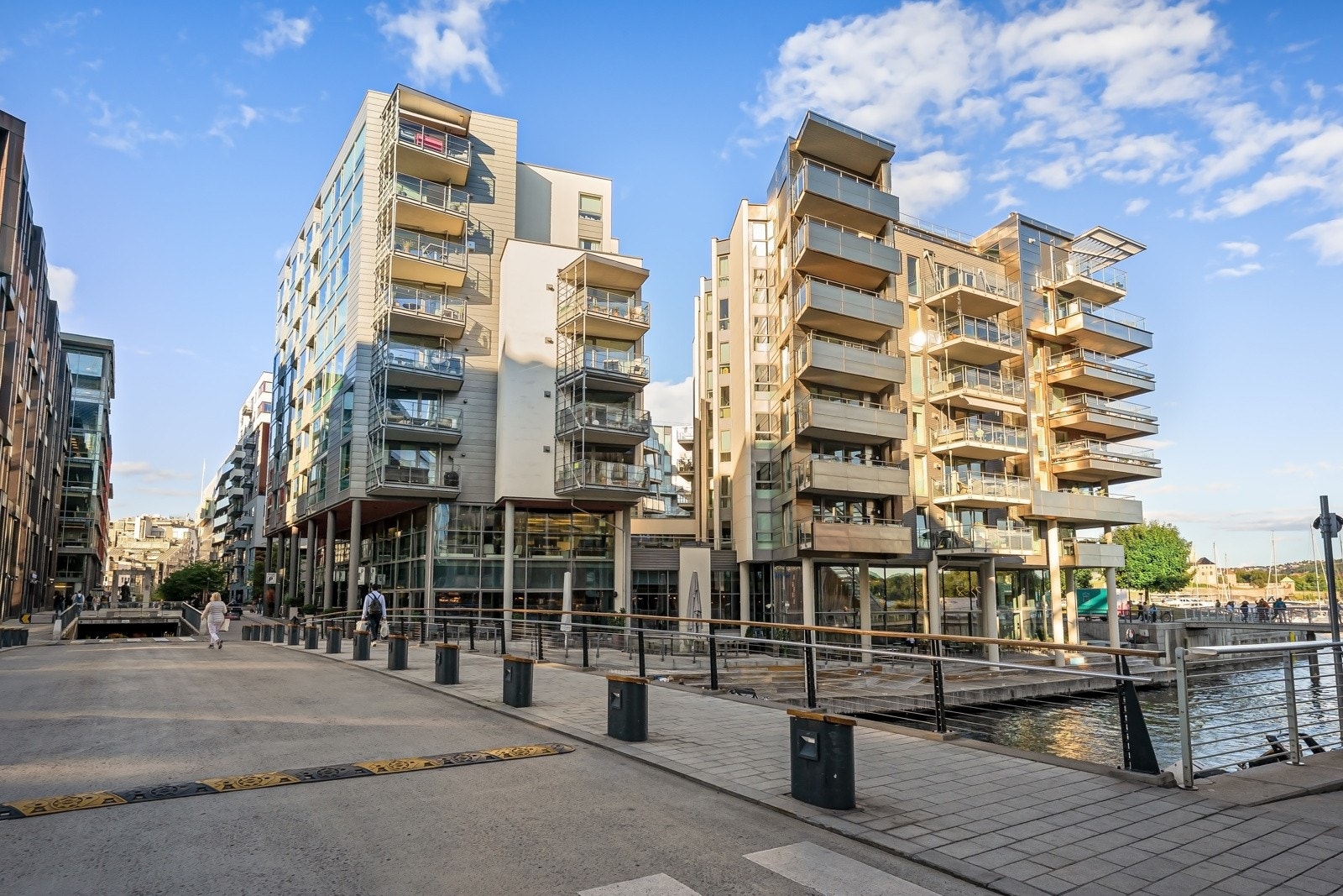 Sameiet består av 146 seksjoner fordelt på 4 næringsseksjoner og 142 boligseksjoner Galleribilde