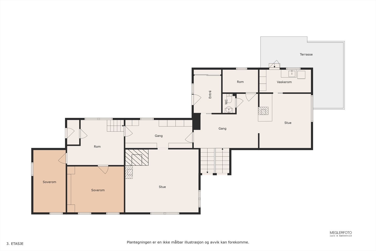 Plantegning av hovedplan, hvor hovedinngangen er på baksiden. Galleribilde