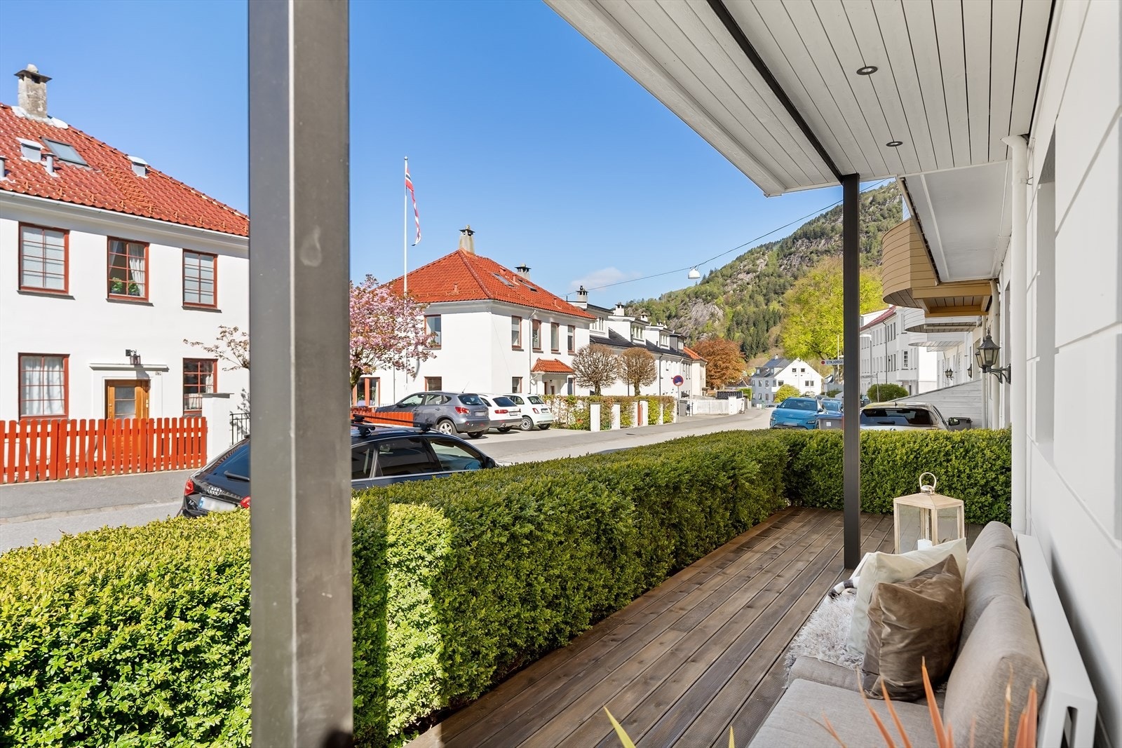 Her ligger man bl.a. vendt mot vest og kan således nyte gode solforhold. Galleribilde