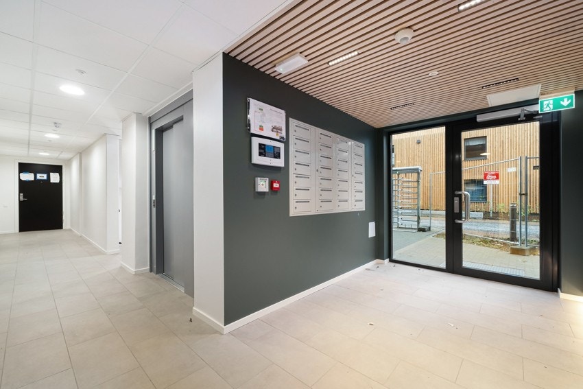 Bygget er nytt fra 2025 med heis til alle plan. Galleribilde