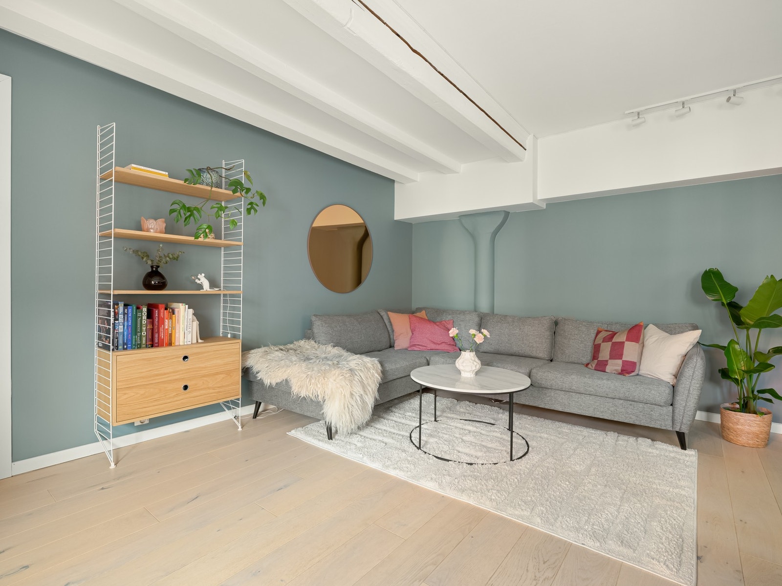 Her er det plass til en stor sofagruppe. Litt sånn slappe-av-lounge altså. Galleribilde