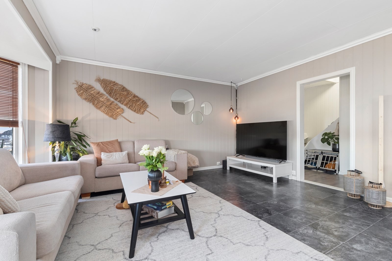 Lys og trivelig stue Galleribilde