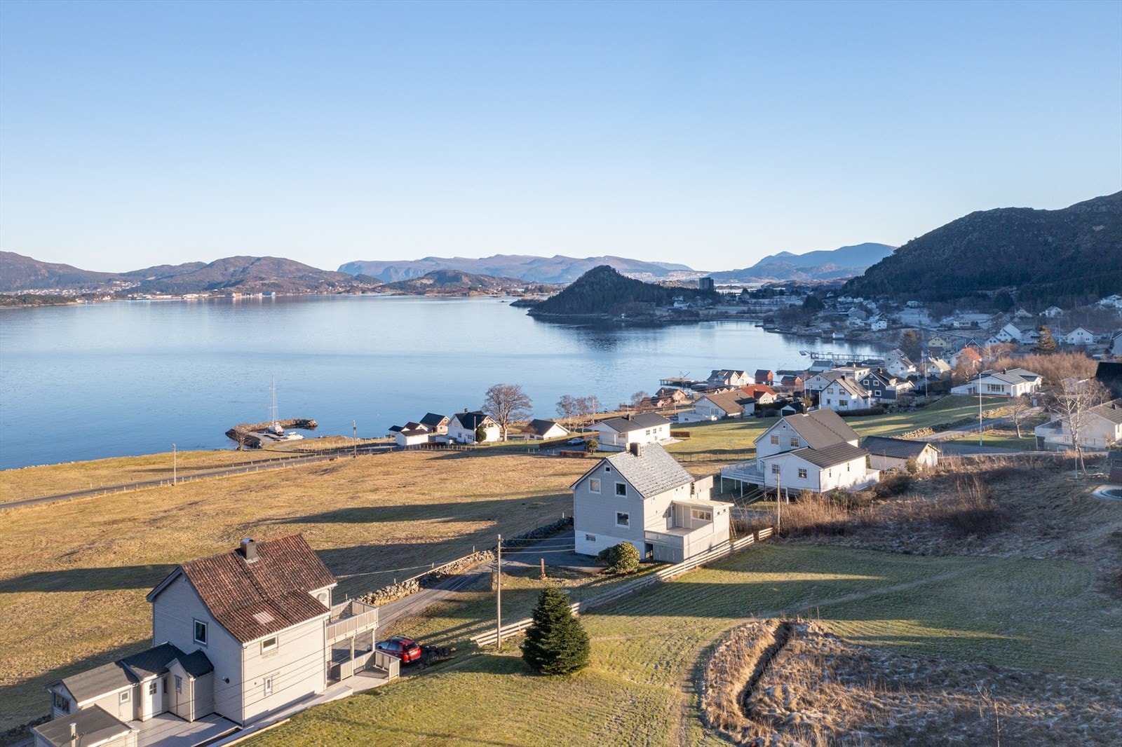 Gamlevegen 11 presenteres av Hedda Nedrelid v/Notar - foto av Blåtind fotografikk Galleribilde