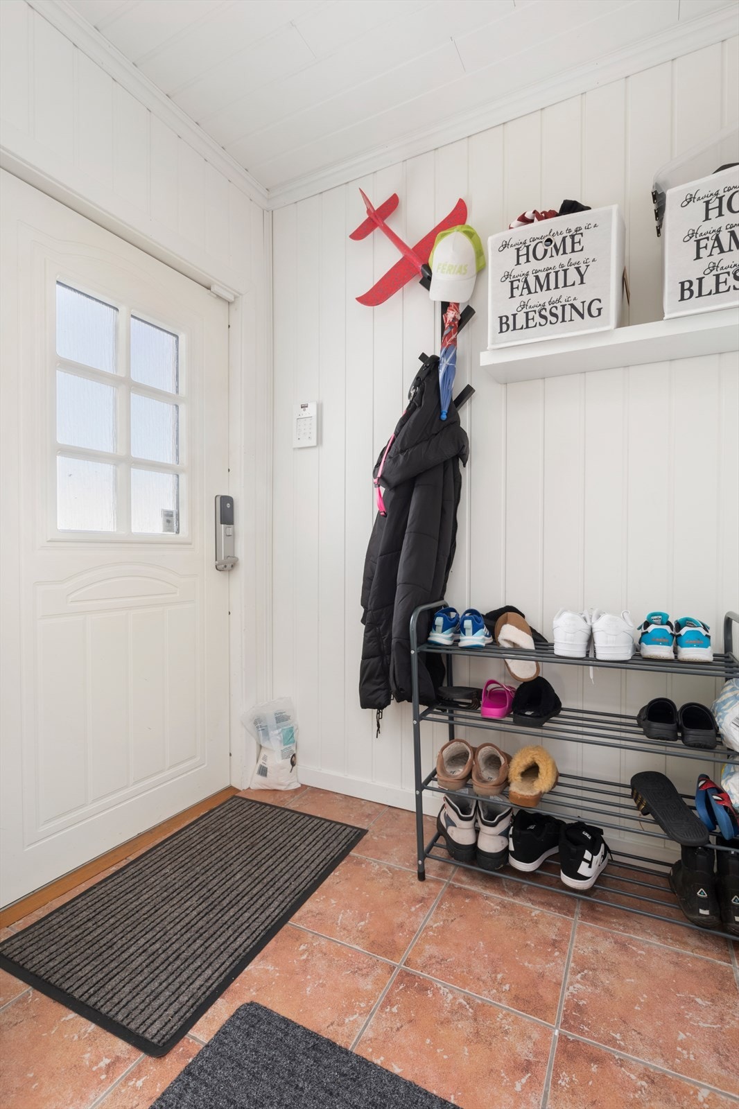 Flislagt inngangsparti Galleribilde