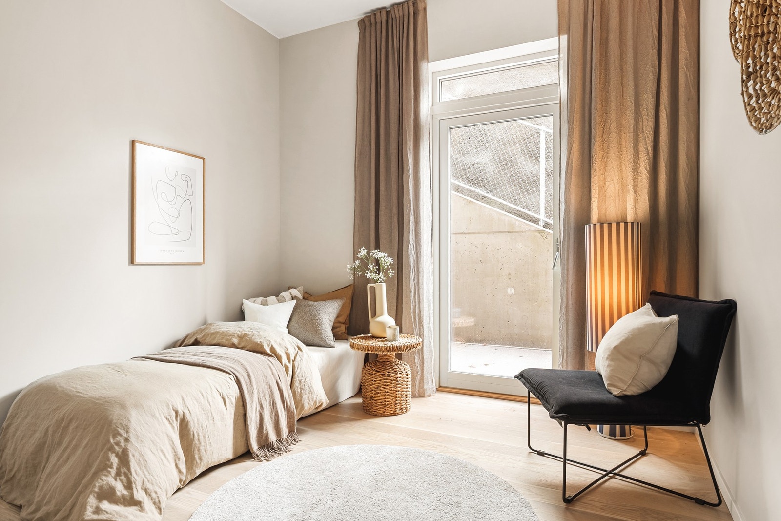 Soverommene egner seg perfekt som barnerom, gjesterom, eller kanskje man ønsker å bruke det ene som kontor? Galleribilde