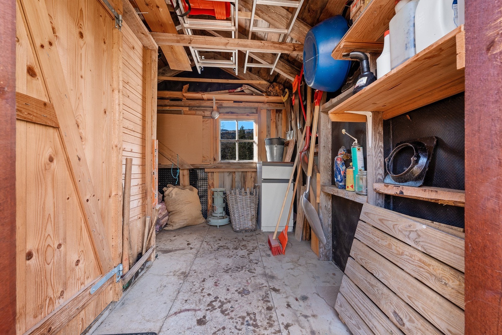 Stor praktisk bod Galleribilde