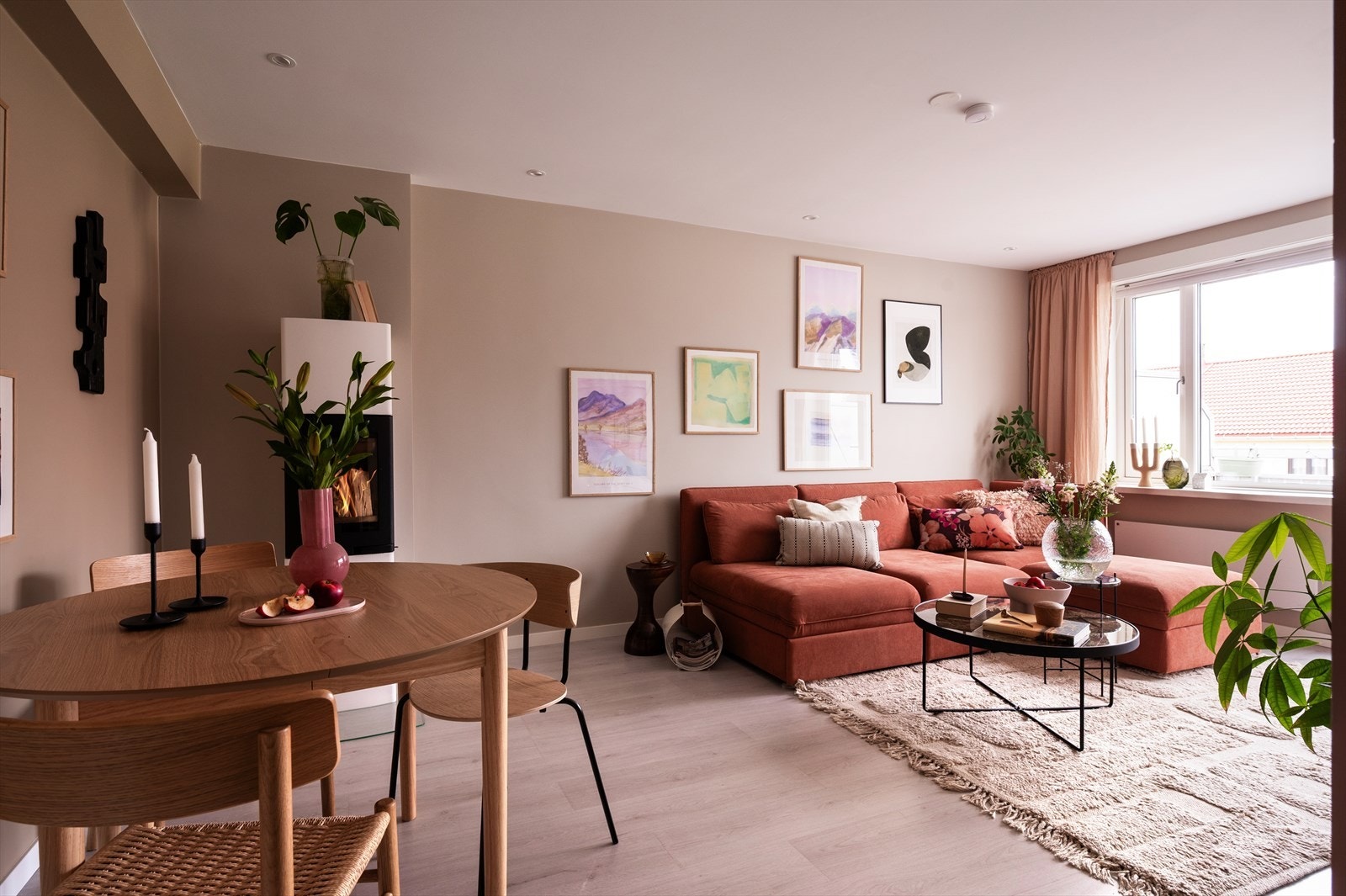 Velkommen til Agmund Bolts vei 49 - Presentert av Emil E. Jacobsen v/ Nordvik Løren. Galleribilde