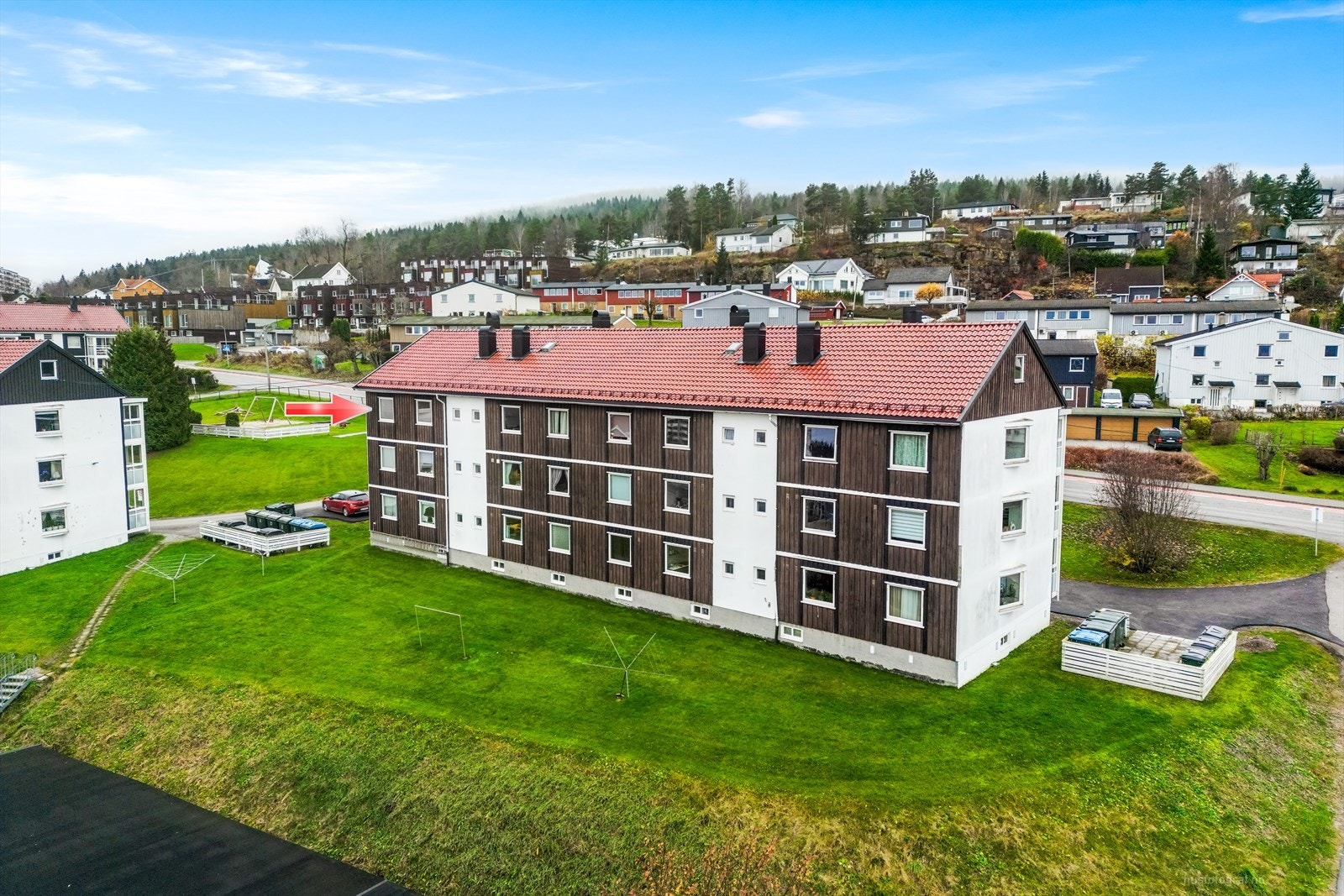 Veldrevet sameie som består av 48 leiligheter. Galleribilde