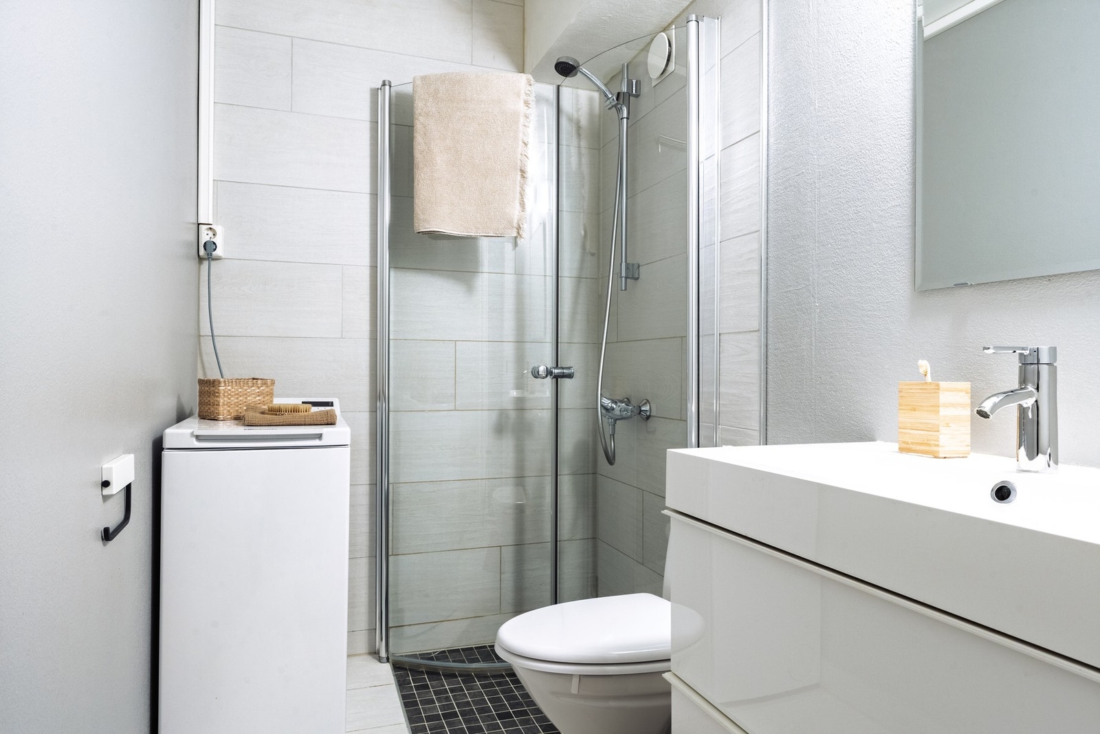 Badet ble oppusset i 2018 og er på ca. 3,1 m². Galleribilde