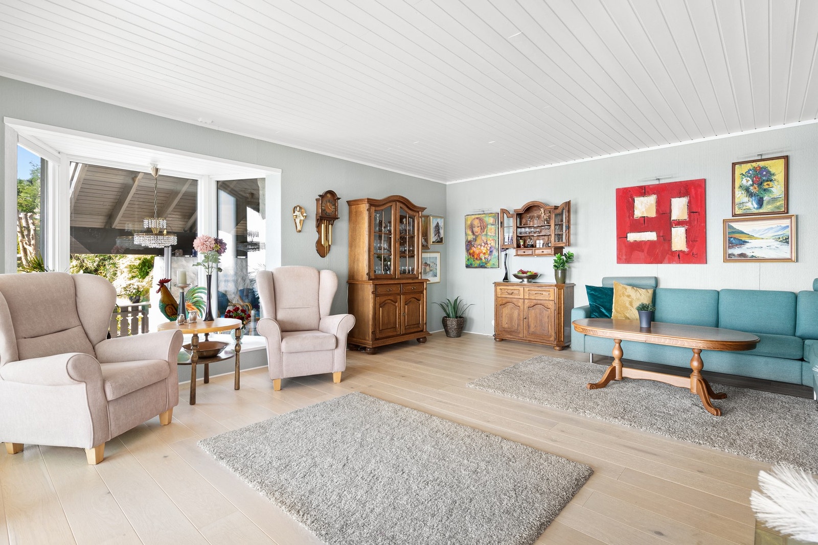 Flott parkettgulv i stuen Galleribilde