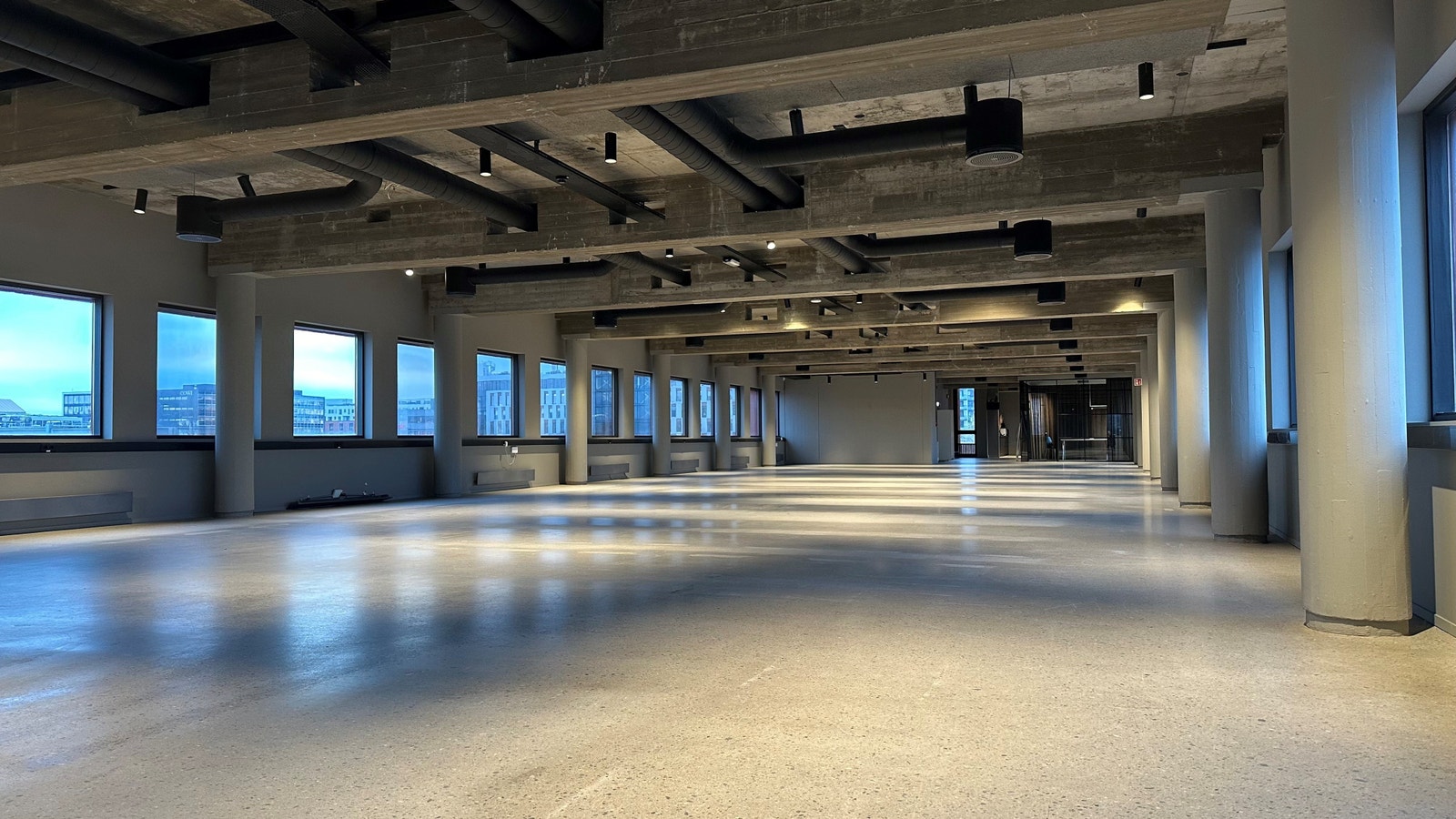 4. etasje - showroom / kontor / lager. Galleribilde