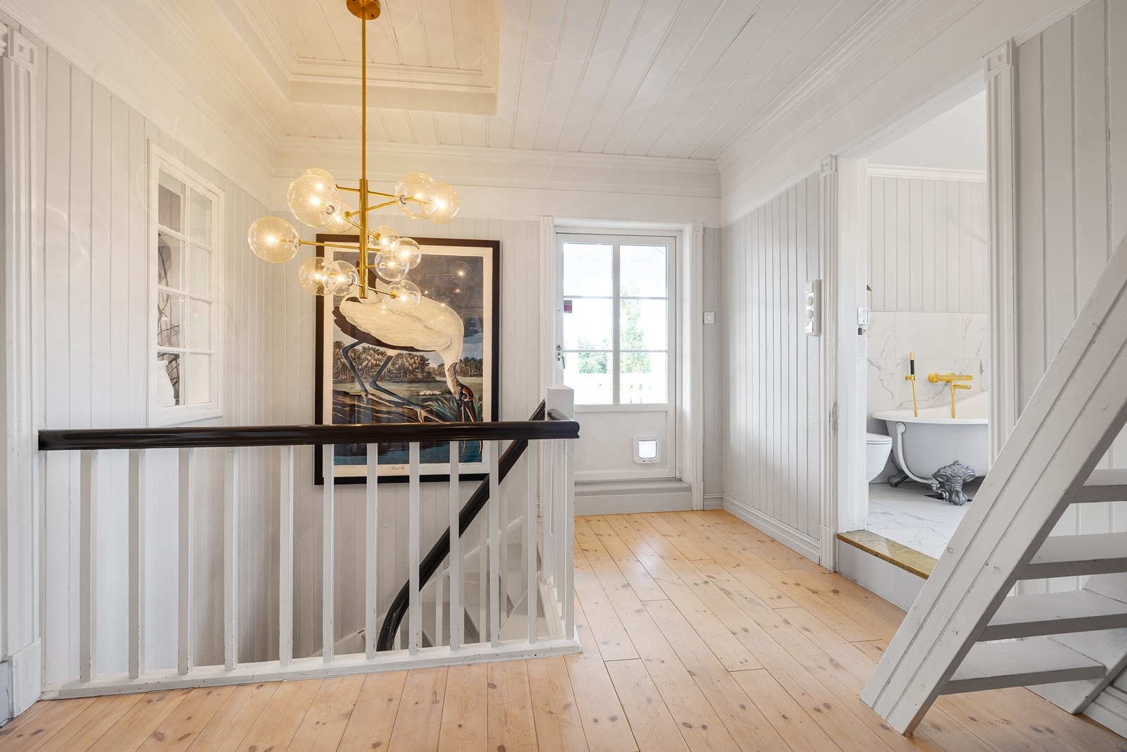 Fra trapperommet er det terrasseadkomst til balkongen. Galleribilde