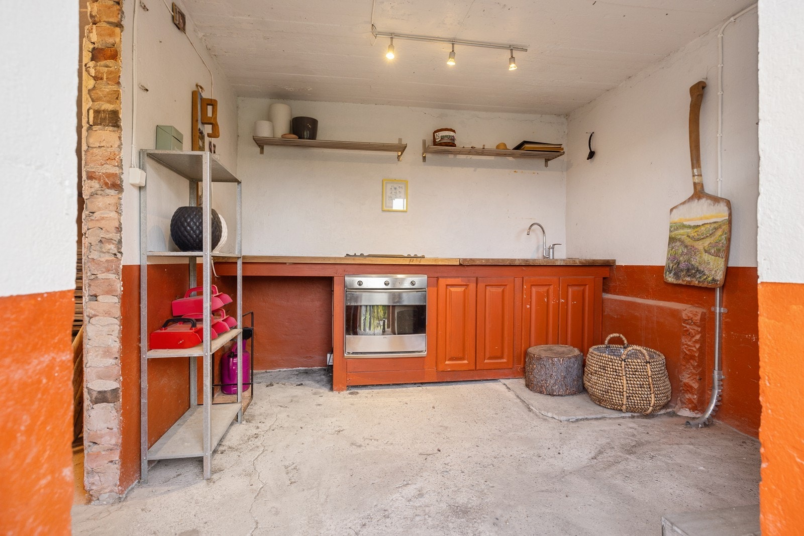 Tidligere grovkjøkken i låve. Galleribilde