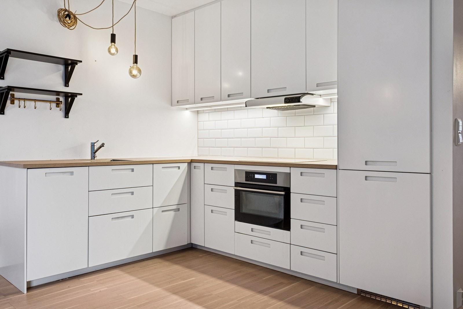 Kjøkkenet ble installert i 2018. Galleribilde