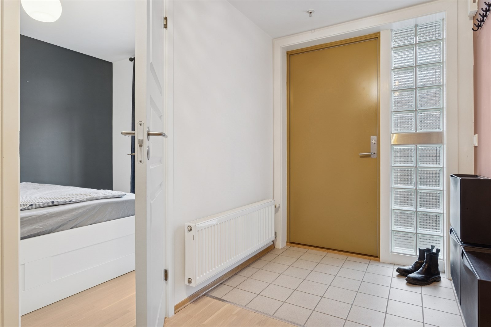 Gang og soverom. Galleribilde