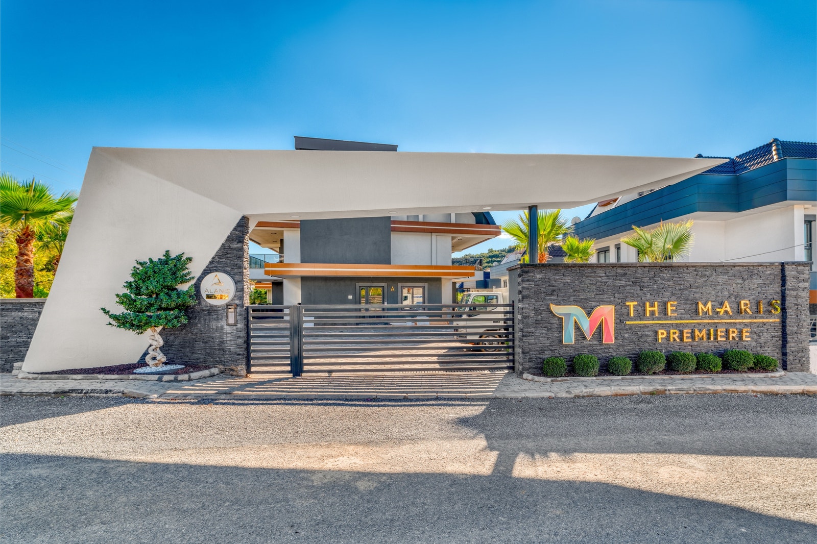 Main entrance Galleribilde