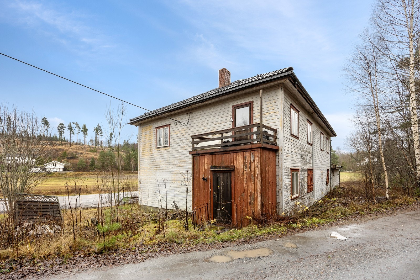 Bygningen har omfattende behov for rehabilitering. Galleribilde