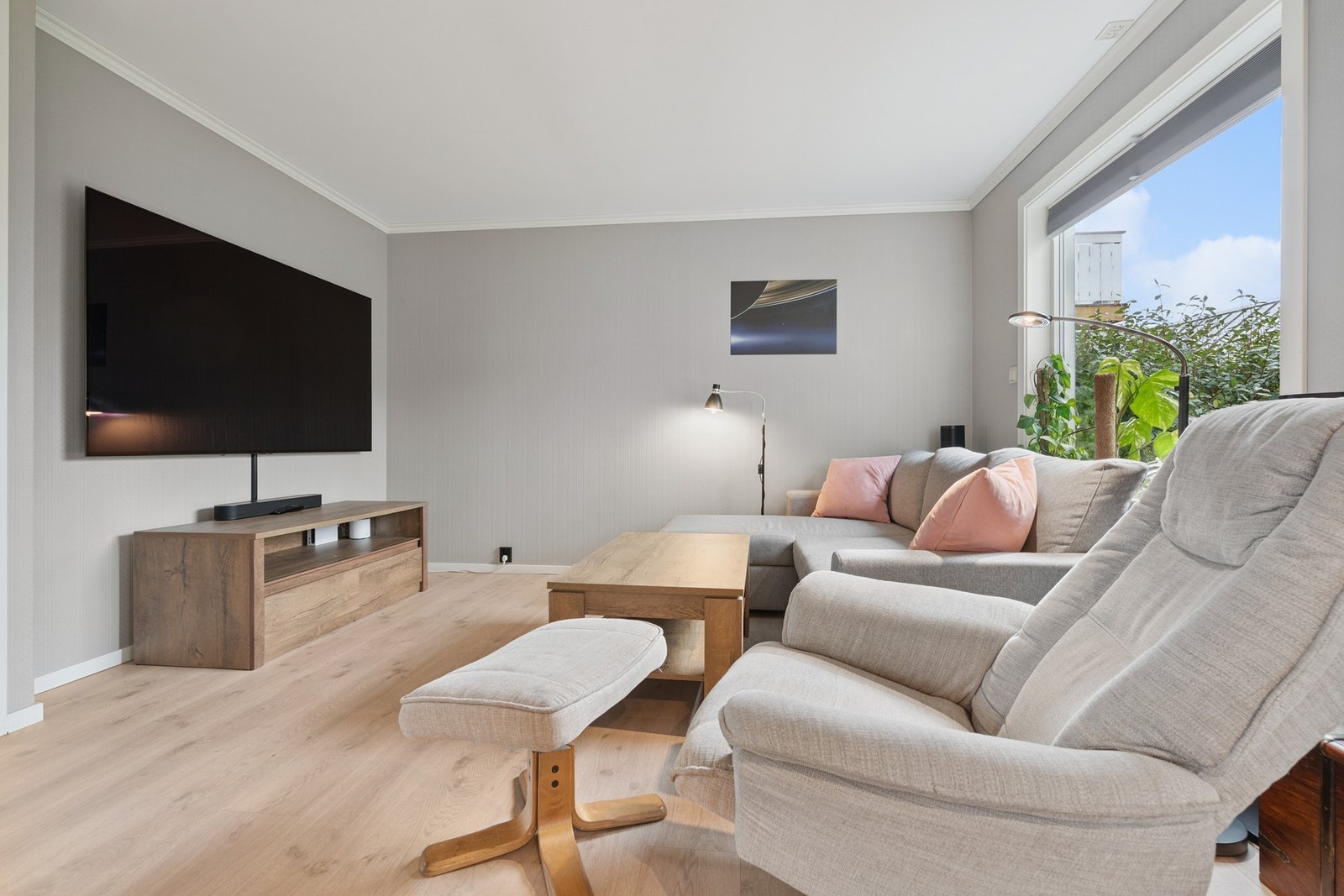 TV- og internett fra Altibox er inkludert i de månedlige felleskostnadene. Galleribilde