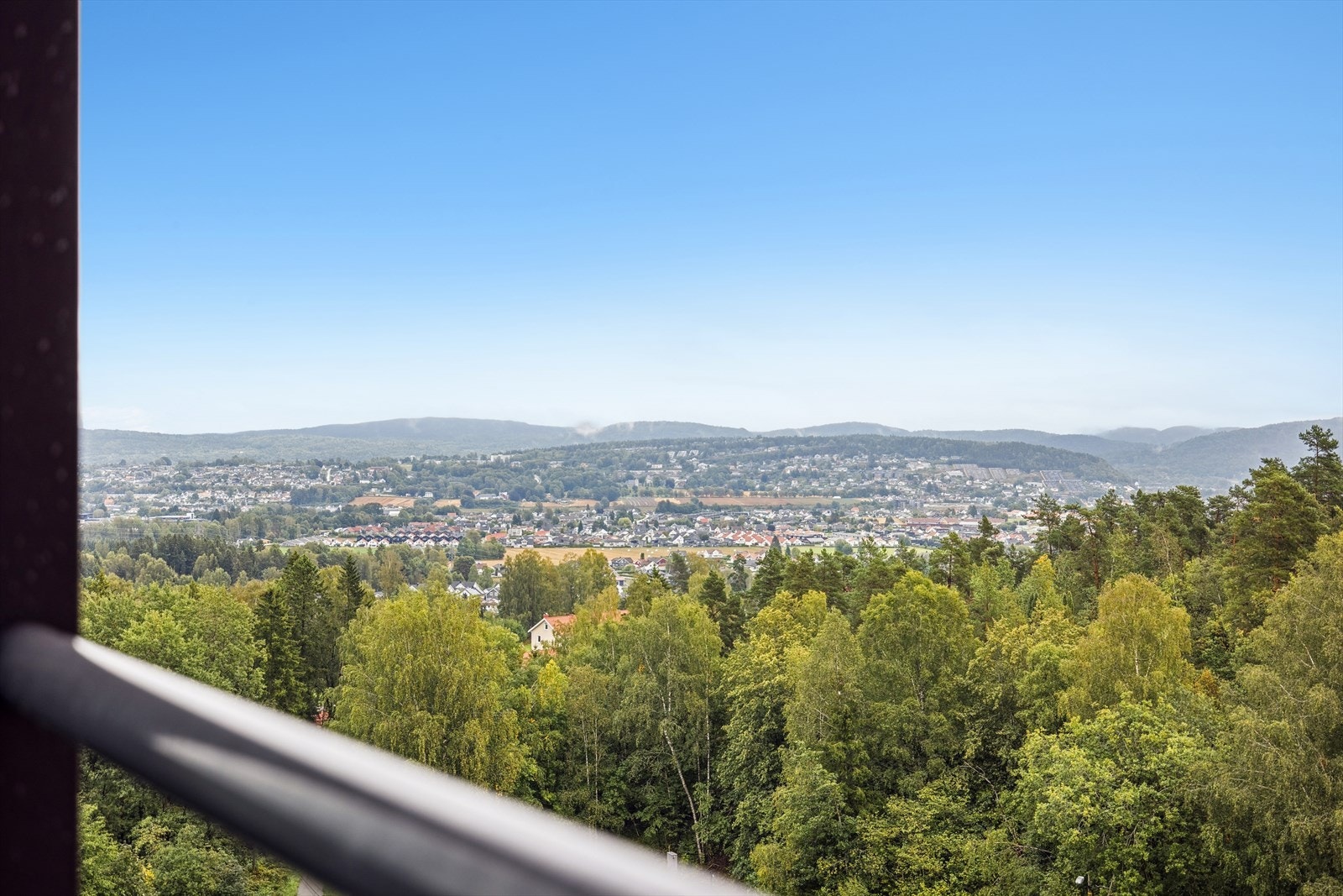 Flott utsikt fra leiligheten Galleribilde