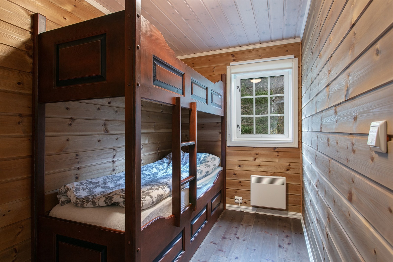 Soverom nr. 5 beliggende på loft/2. etasje Galleribilde