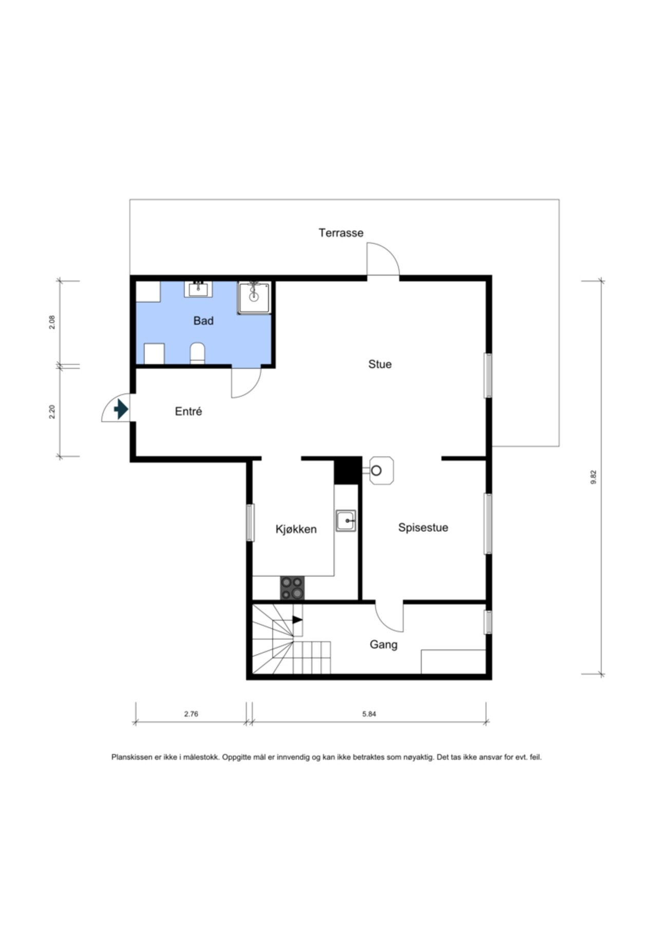 Første etasje inneholder bad/wc, separat kjøkken, romslig stue med spisestue Galleribilde