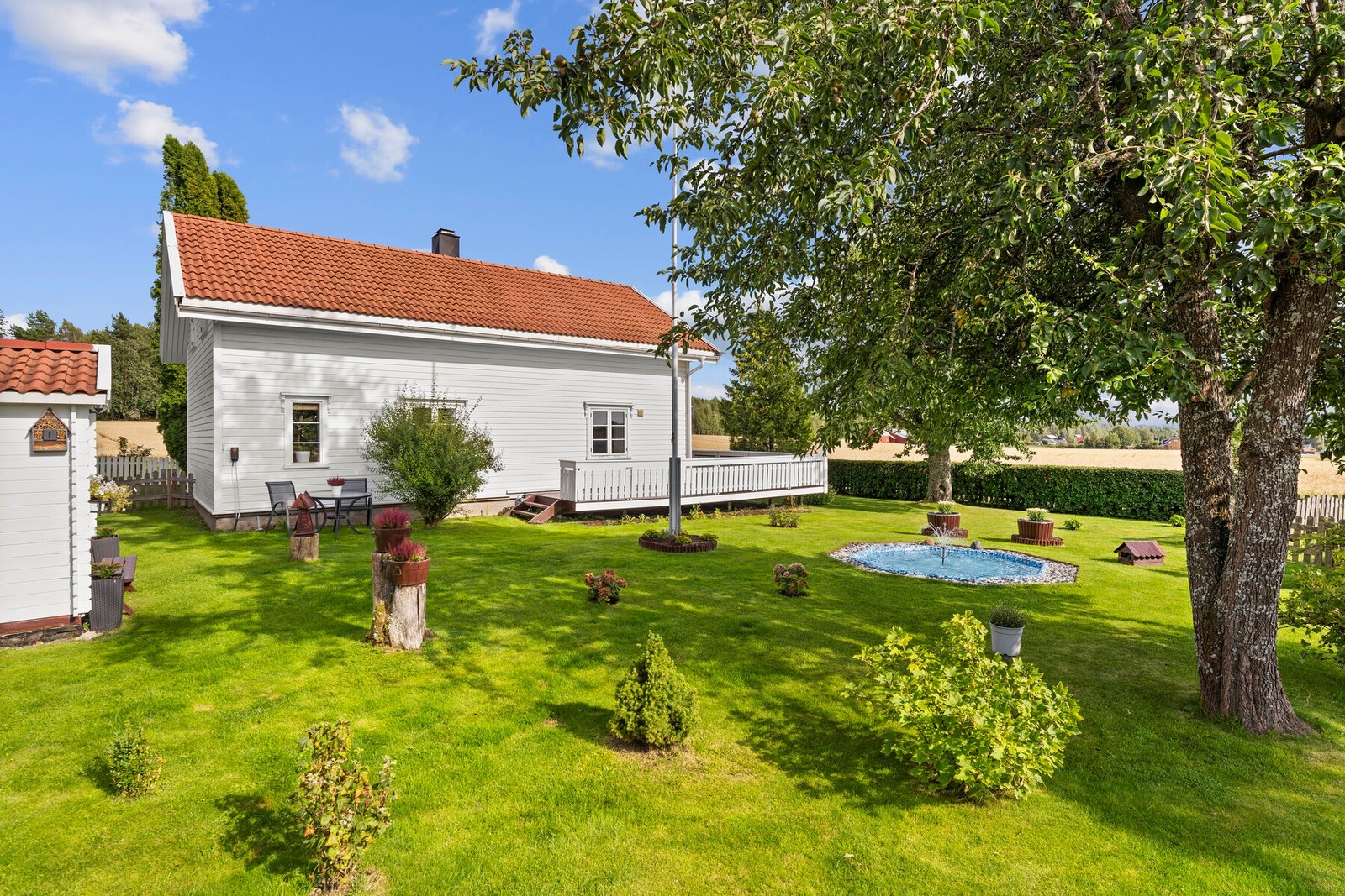 Idyllisk eiendom med god boltringsplass for deg og familien Galleribilde