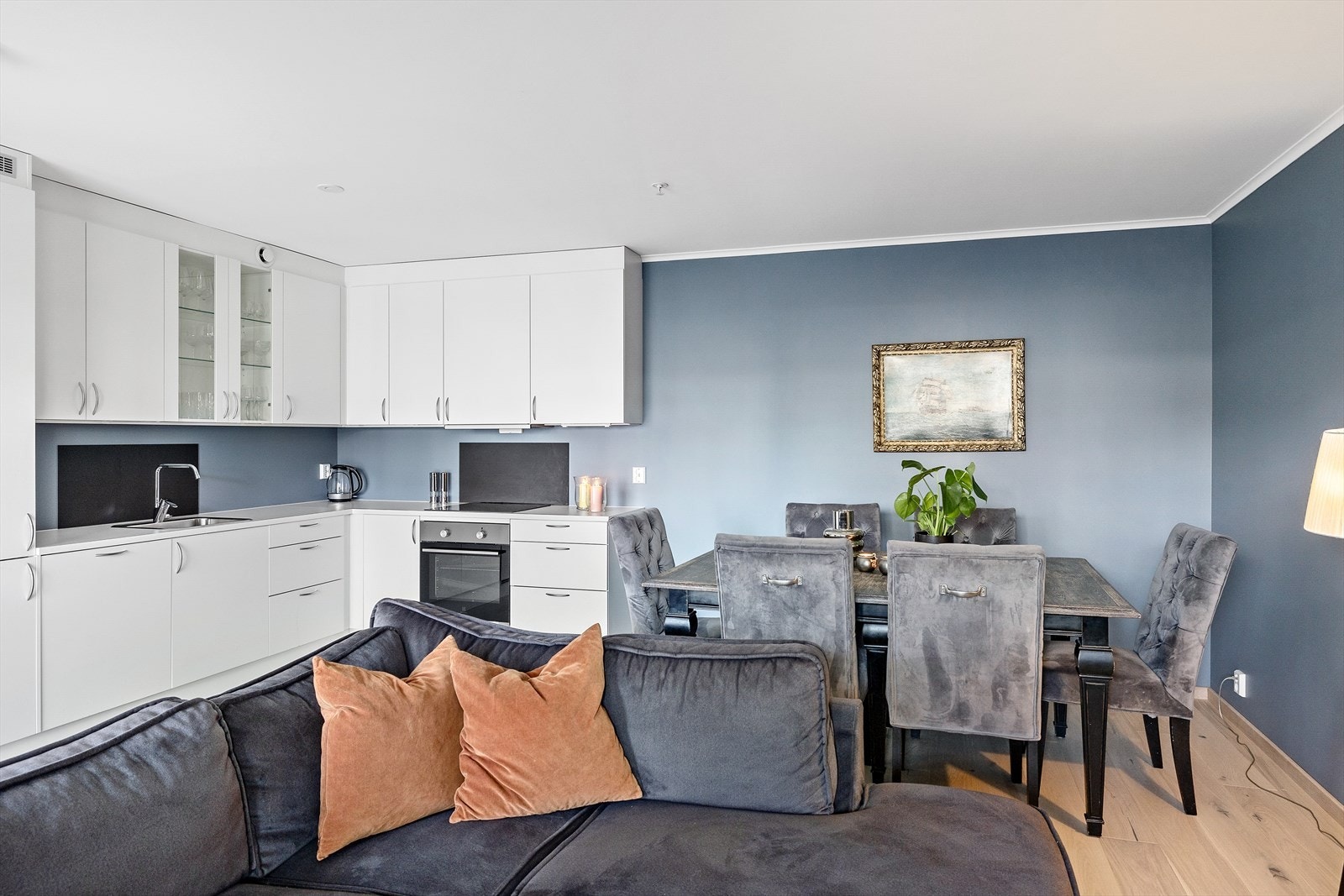 God plass til spisebord Galleribilde