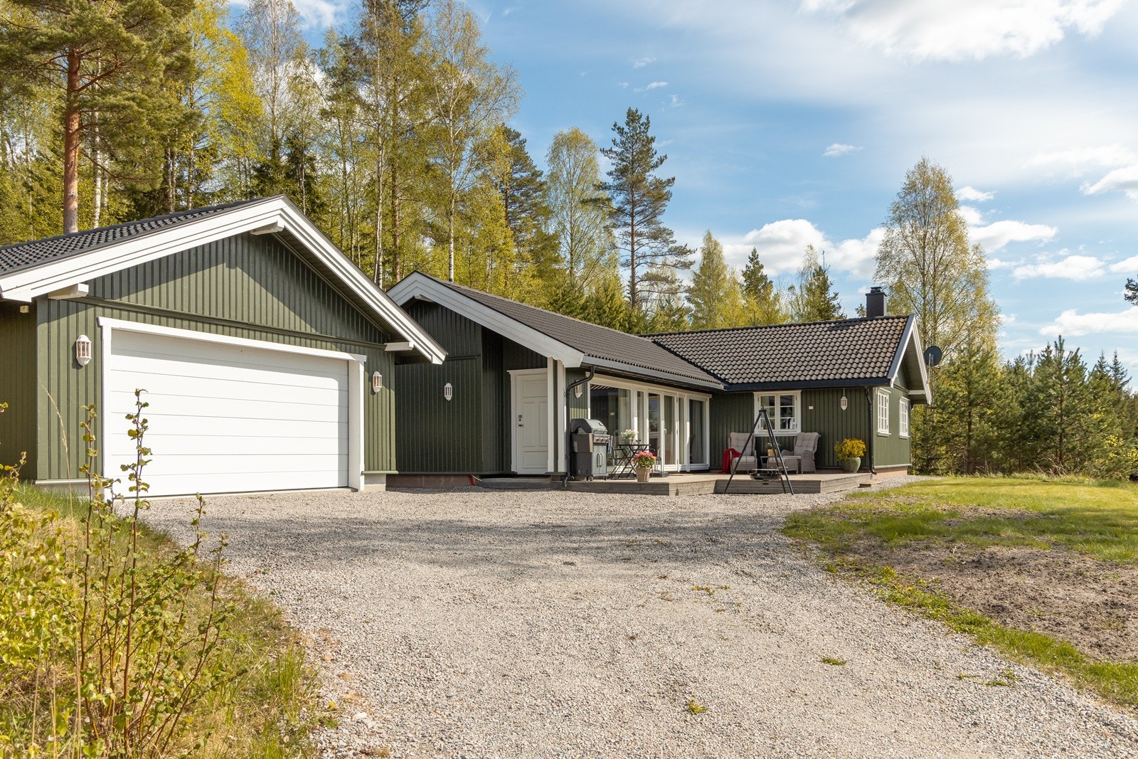 Velkommen til Hallangsåsen 83! En stilfullt oppgradert, pen hytte med alt på ett plan. Galleribilde