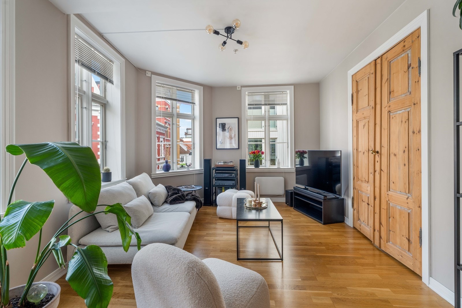 Lys og trivelig stue Galleribilde