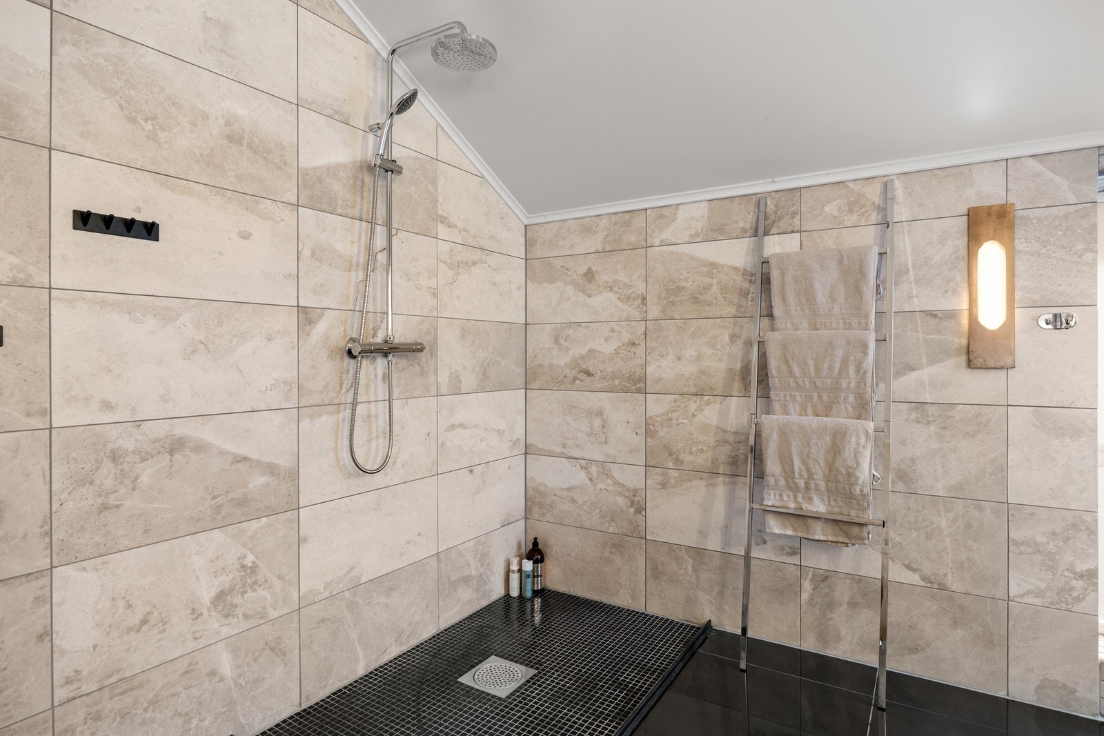 Åpen dusj Galleribilde