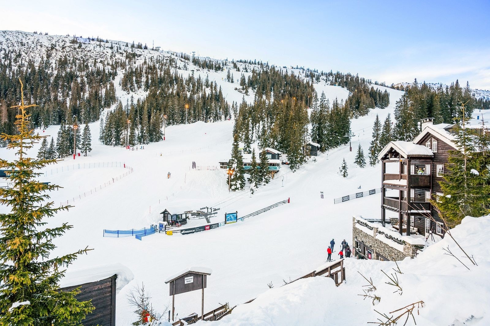 Perfekt beliggenhet "midt i bakken". Galleribilde