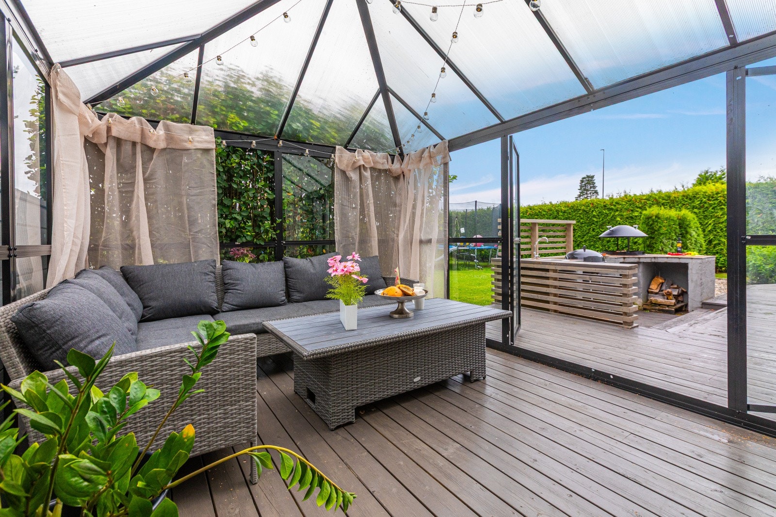 Hyggelig utestue. Galleribilde