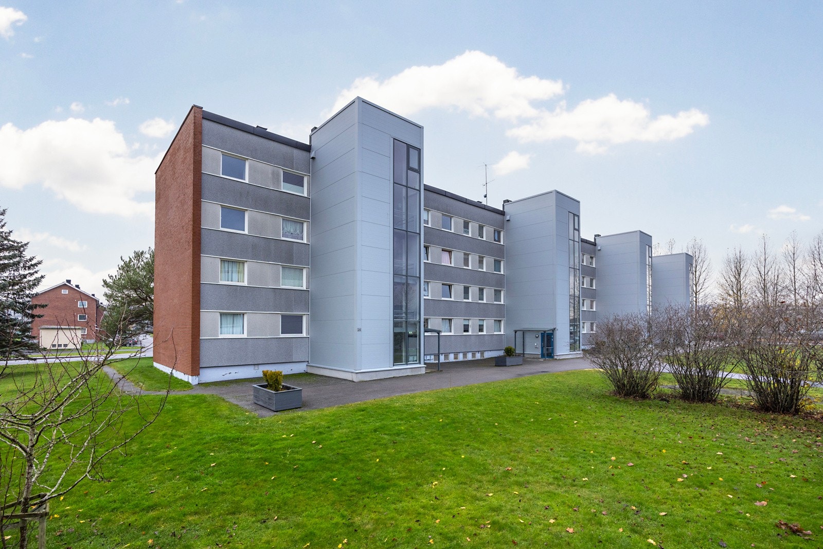 Gamlegrensa 2B har innstallert heis! Galleribilde