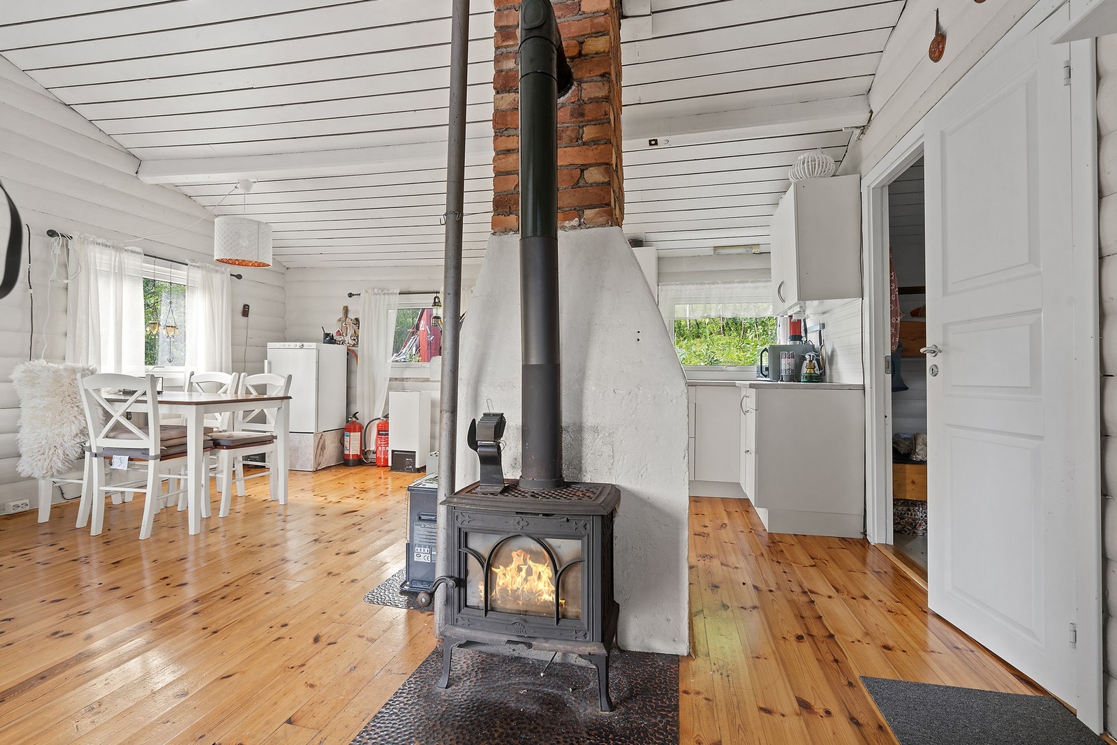 Stuen med peis Galleribilde