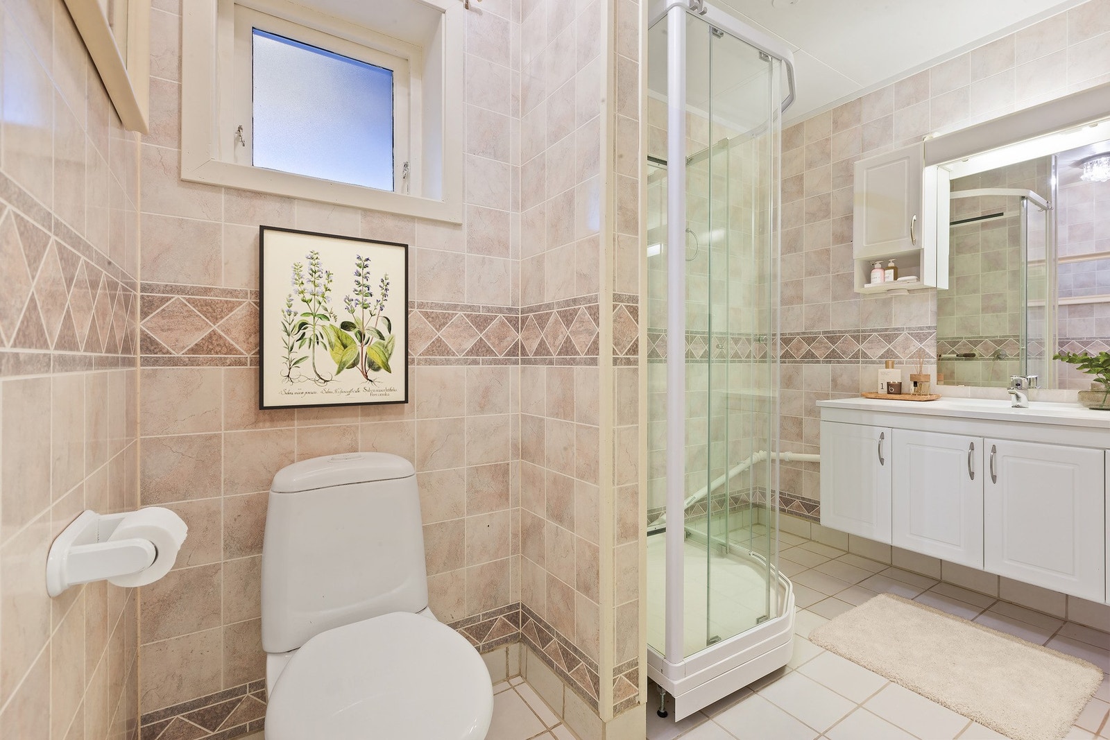 Bad med behagelig varme i gulv. Galleribilde