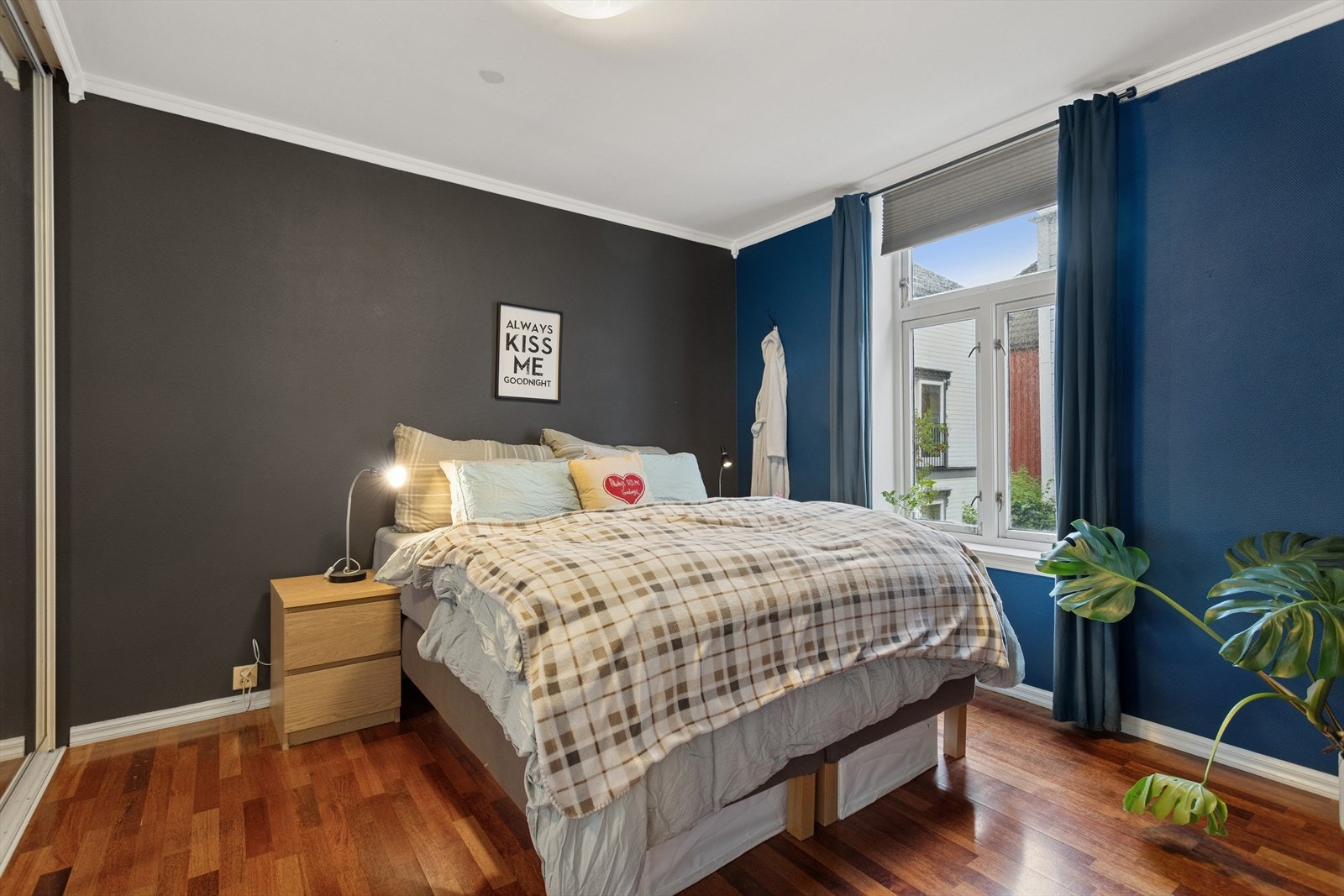 Hovedsoverommet finner du ved entreen og er av god størrelse. Galleribilde