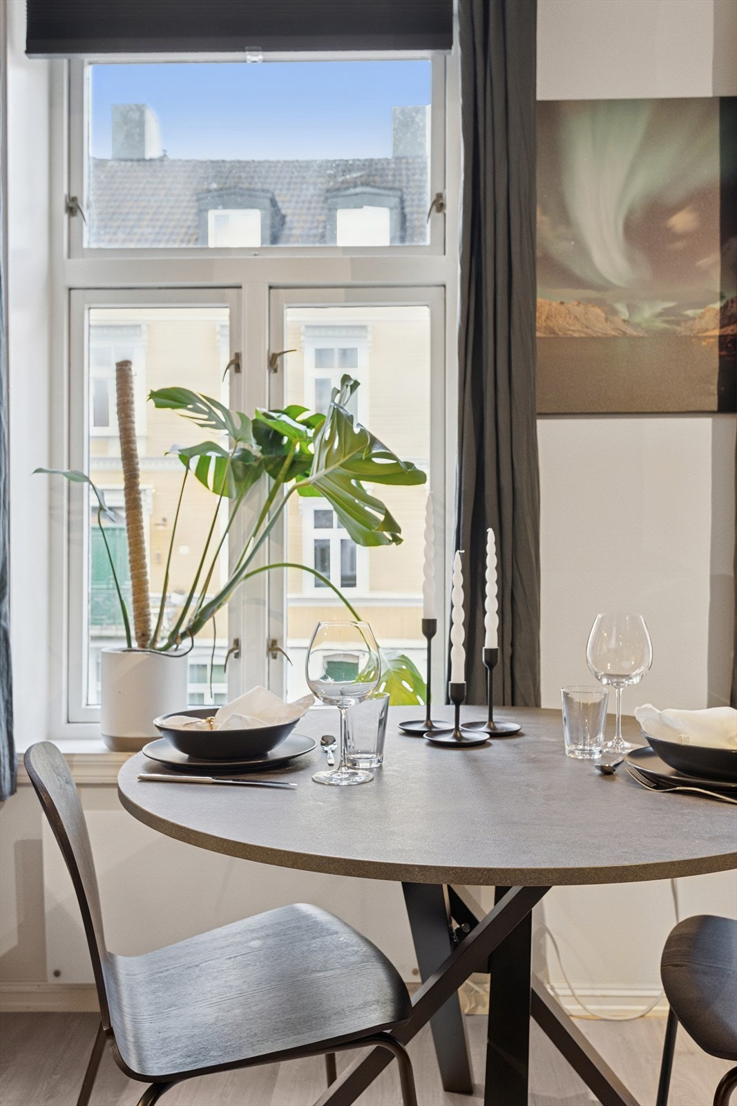 Spisegruppe. Galleribilde