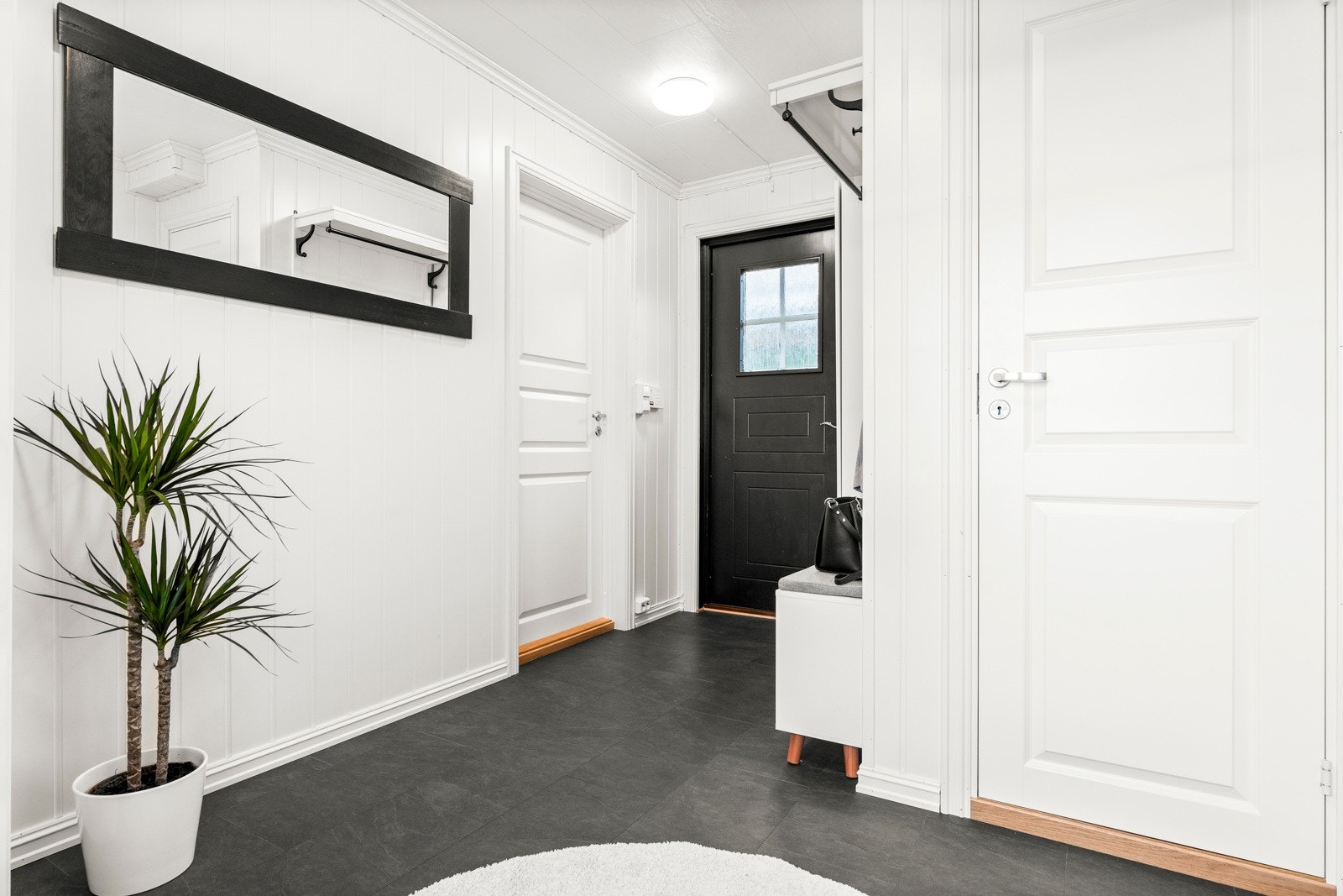 Lys og koselig entrè Galleribilde