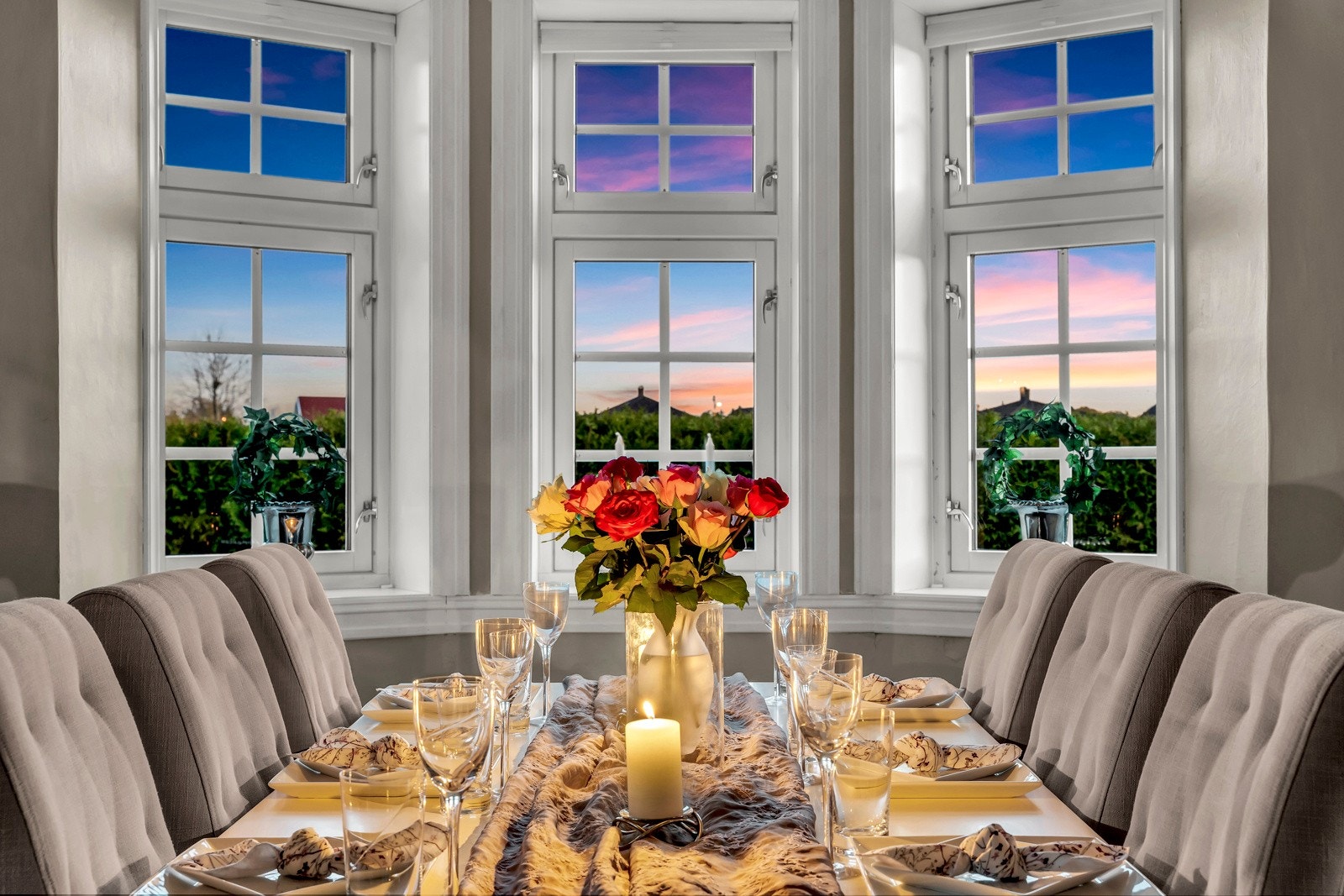 Her kan man be inn til hyggelige kvelder i godt lag Galleribilde